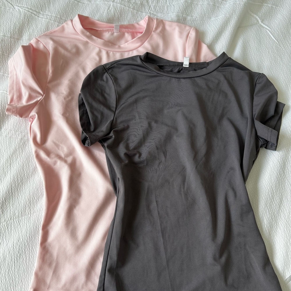 2 pack S baby tees
